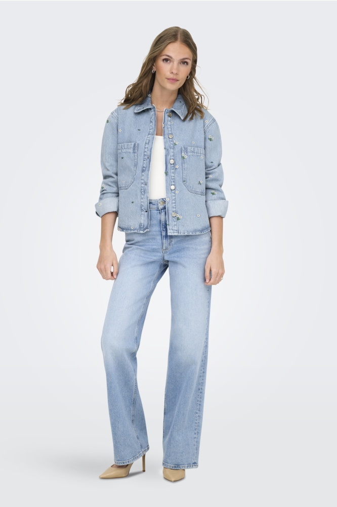 ONLCASSIE EMB LS OVS DNM SHIRT AKM 15349520 LIGHT BLUE DENIM